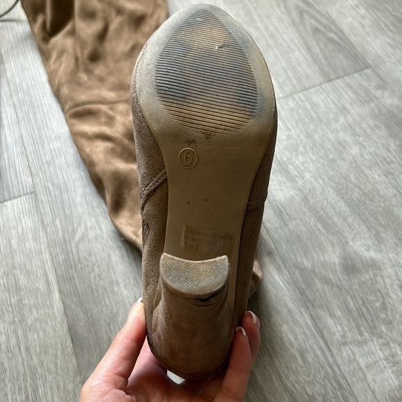 Miss Lola Tan Knee High Boots - Picture 4 of 4